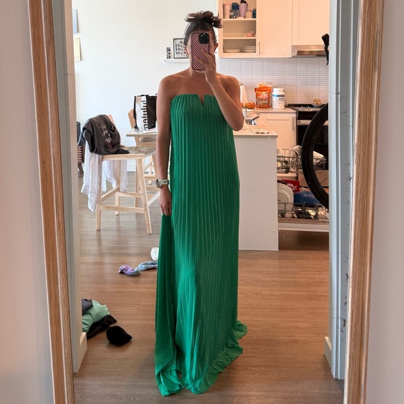 Lulus Lael Green Pleated Strapless Dress And Scarf Set - Size S - Picture 4 of 5